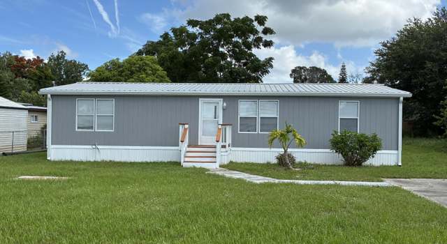 Photo of 362 Akorn St, Cocoa, FL 32927