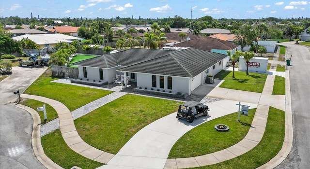 Photo of 370 Cherry Ct, Satellite Beach, FL 32937