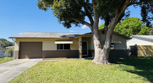 Photo of 912 Tennessee St, Titusville, FL 32796