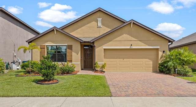 Photo of 637 Old Country Rd SE, Palm Bay, FL 32909