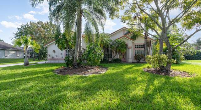 Photo of 4121 Careywood Dr, Melbourne, FL 32934