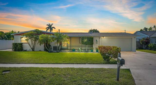 Photo of 940 Waikiki Dr, Merritt Island, FL 32953