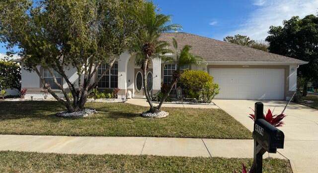 Photo of 4974 Pigeon Plum Cir, Melbourne, FL 32940