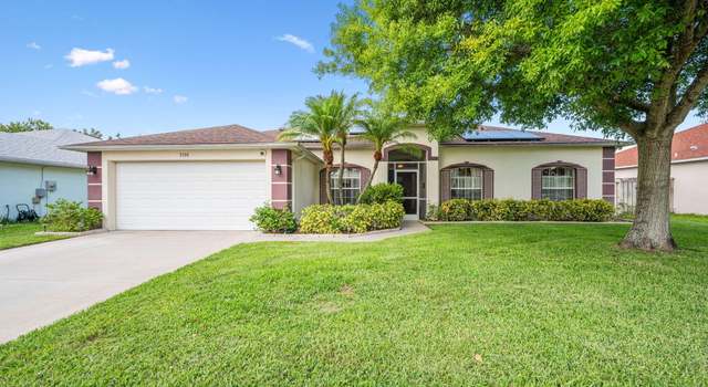 Photo of 3520 Long Leaf Dr, Melbourne, FL 32940