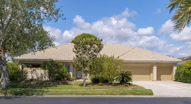Photo of 636 Deerhurst Dr, Melbourne, FL 32940