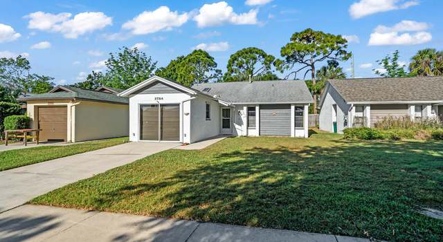 Photo of 3724 Brentwood Ct, Melbourne, FL 32935
