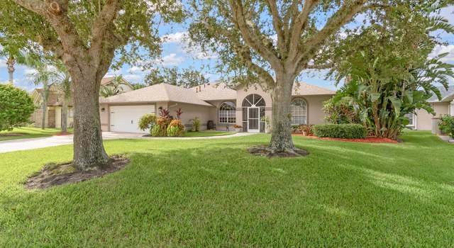 Photo of 1116 Cypress Trace Dr, Melbourne, FL 32940