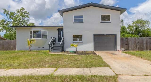 Photo of 1740 Country Ln, Titusville, FL 32780