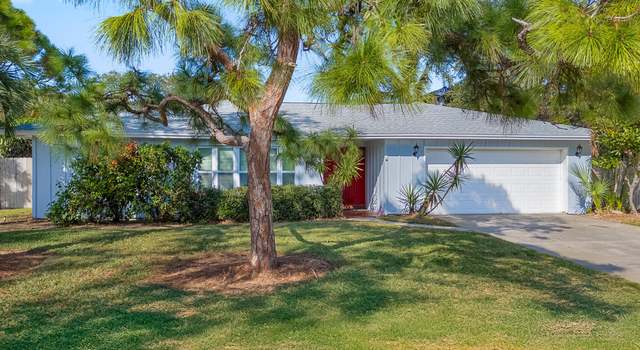 Photo of 560 Rio Lane Ln, Indialantic, FL 32903
