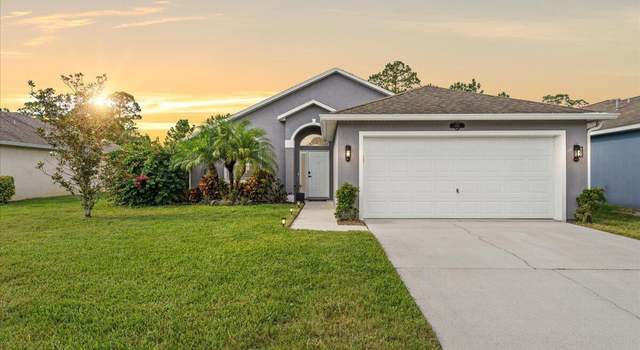 Photo of 687 Peachtree St, Titusville, FL 32780