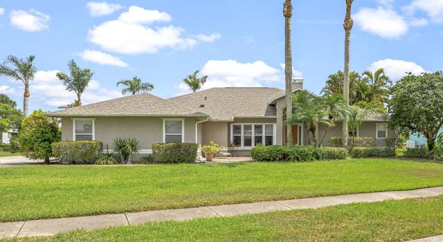 Photo of 211 Lake Shore Dr, Merritt Island, FL 32953