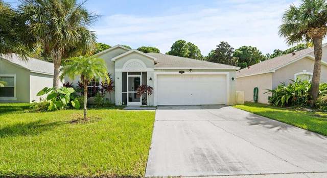 Photo of 3997 Mount Carmel Ln, Melbourne, FL 32901