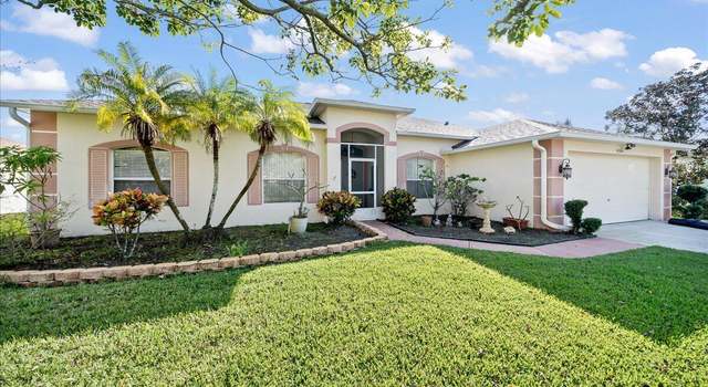 Photo of 4084 Long Leaf Dr, Melbourne, FL 32940