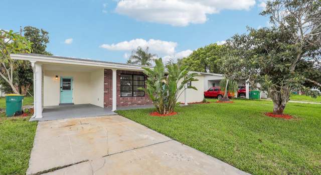 Photo of 2688 Mohican Dr, Melbourne, FL 32935