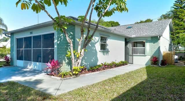 Photo of 3986 Dewberry Cir, Melbourne, FL 32901