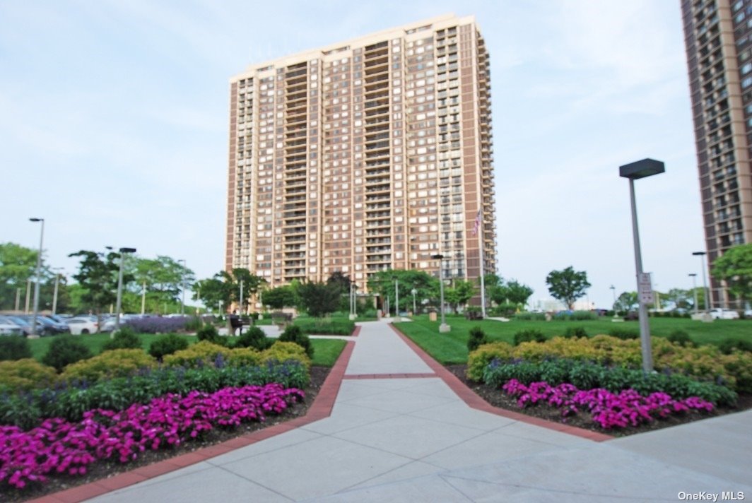 26910 Grand Central Pkwy Unit 8S, Floral Park, NY 11005 | MLS# 3544143 ...