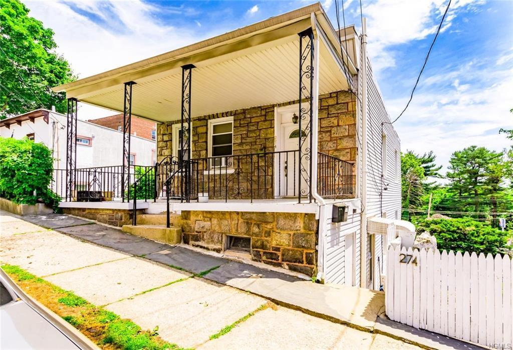 272 aka 274 Crescent Pl, Yonkers, NY 10704 | MLS# H4827179 | Redfin
