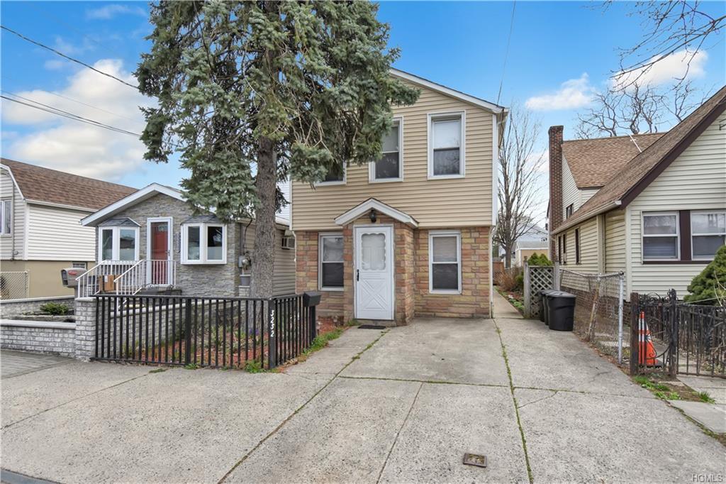 3252 Glennon Pl, BRONX, NY 10465 | MLS# H5074324 | Redfin