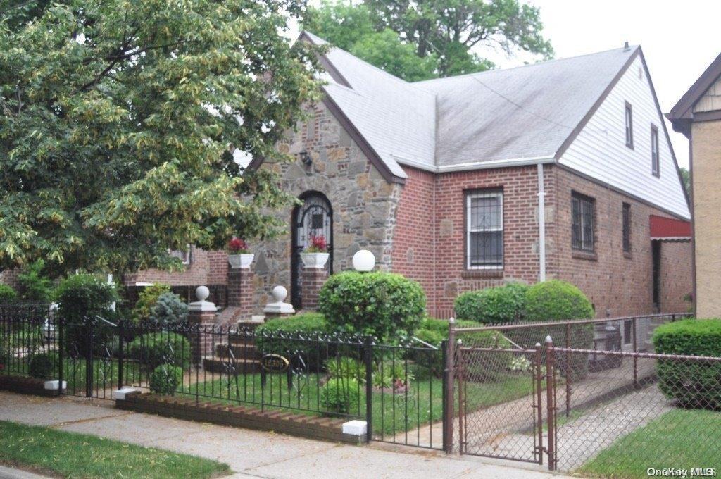 183-06 143rd Ave, Springfield Gardens, NY 11413 | MLS