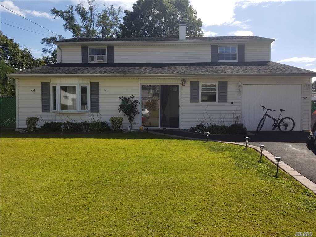 2 Monterey Ln, Centereach, NY 11720 | MLS# 3256464 | Redfin