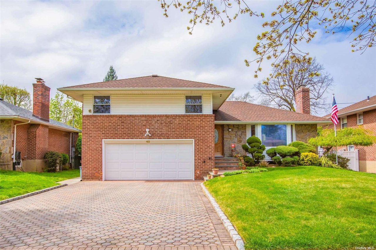 42 Edgewood Dr, New Hyde Park, NY 11040 Redfin