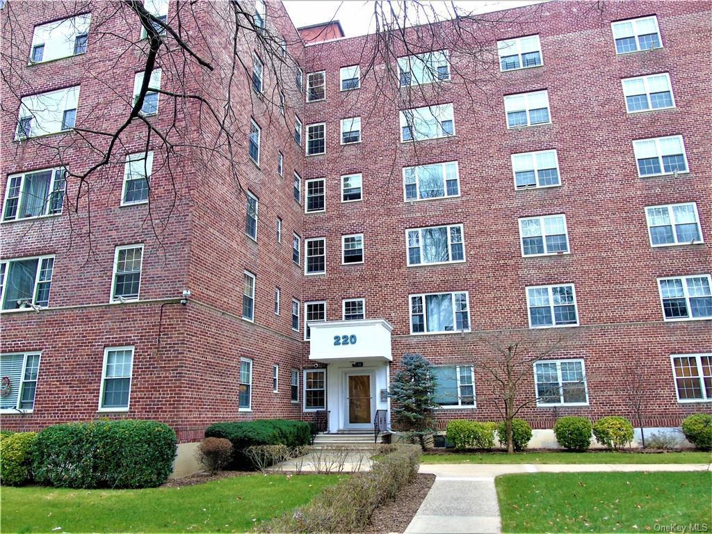 220 Pelham Rd Unit 6G, New Rochelle, NY 10805 | MLS# H6091703 | Redfin