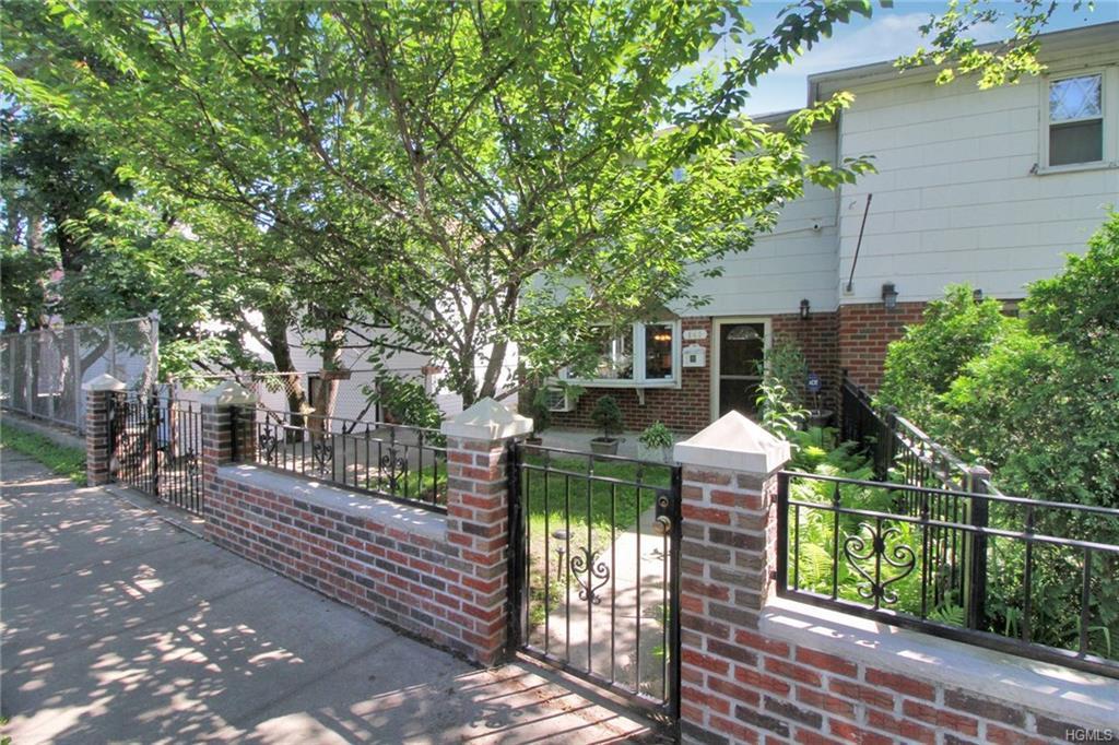 540 Throggs Neck Expy, BRONX, NY 10465 | Redfin