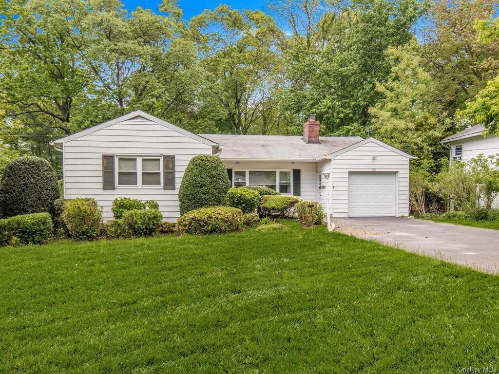 11 Vista Pl, Hartsdale, NY 10530 | MLS# H6135765 | Redfin