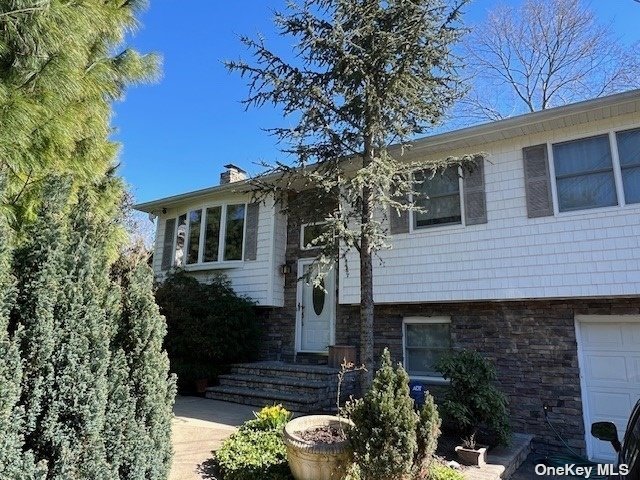 15 Oliver St, Wading River, NY 11792 | MLS# 3543828 | Redfin