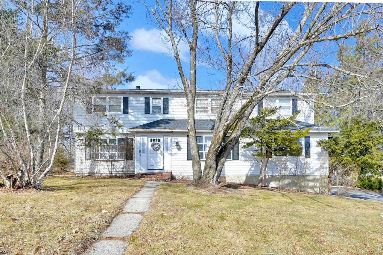52 Gregory Dr, Goshen, NY 10924