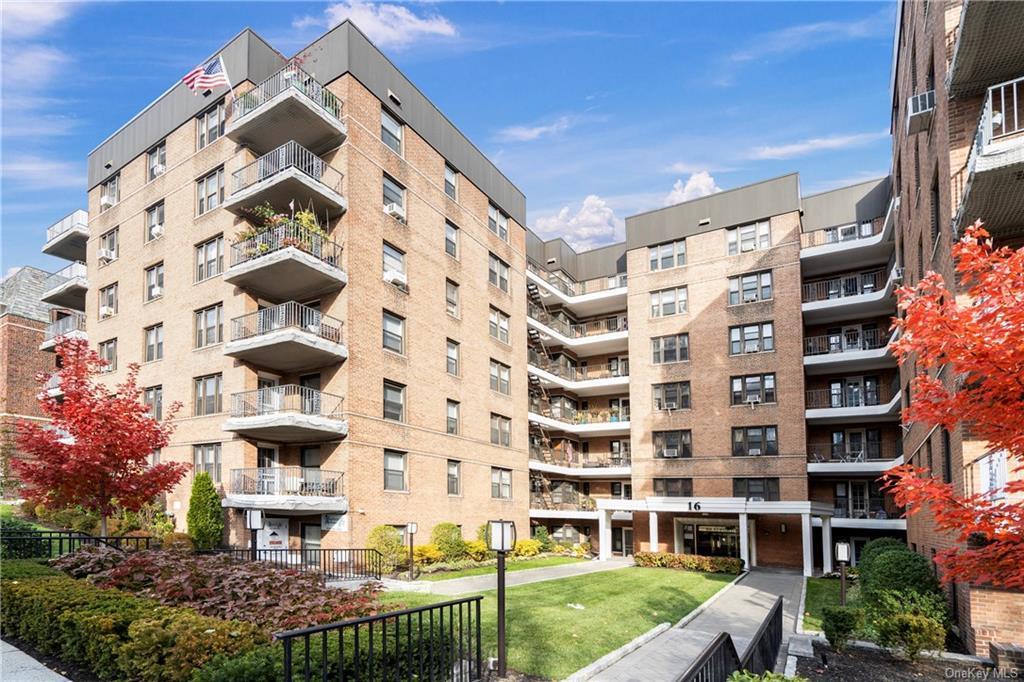 16 N Broadway Unit 3K, White Plains, NY 10601 MLS