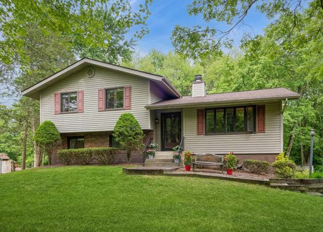 Property at 29 Sachson Pl, Wappingers Falls, NY 12590, 3 beds, 1.5 baths
