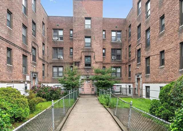 Property at 3235 Barker Ave Unit 2F, Bronx, NY 10467, 1 bed, 1 bath