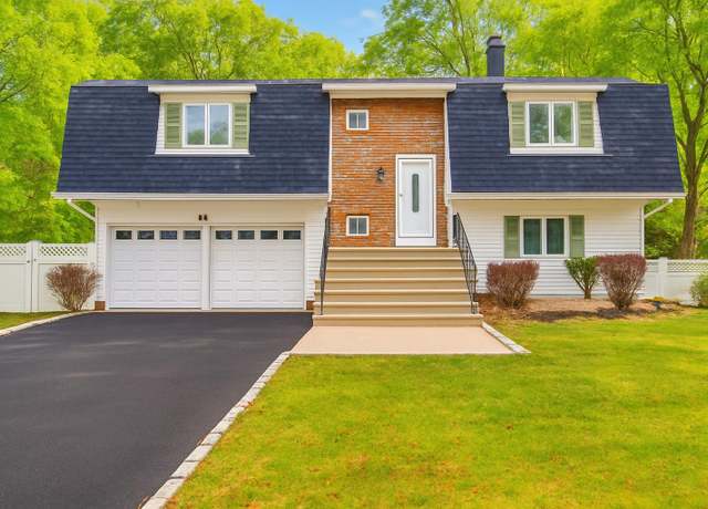 Property at 23 Bowman Ln, Kings Park, NY 11754, 4 beds, 2 baths