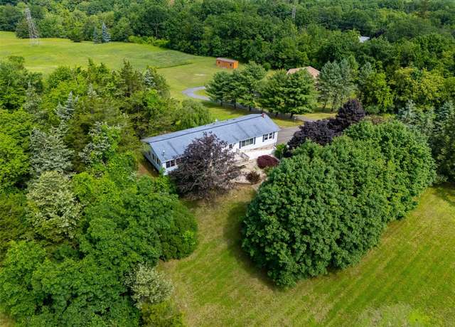 Property at 29 Waltz Ln, Catskill, NY 12414, 3 beds, 1.5 baths