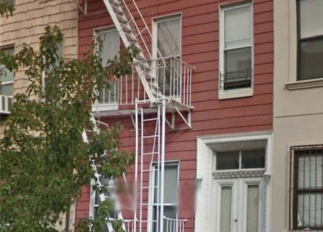 Property at 101 Franklin Ave, Brooklyn, NY 11205, 7 beds, 3 baths