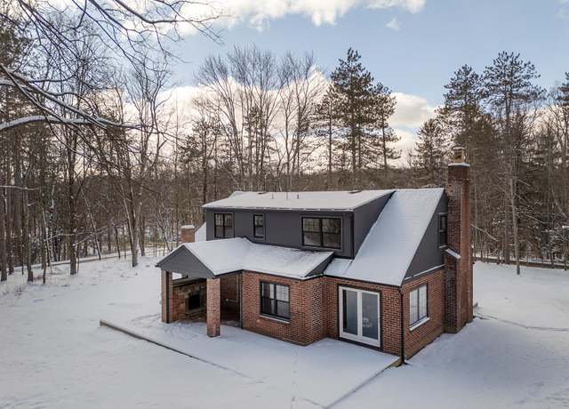 Property at 860 Kripplebush Rd, Accord, NY 12404, 4 beds, 2 baths