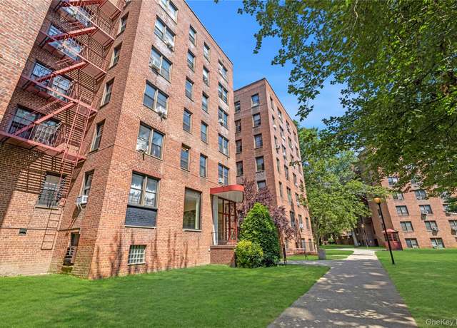 Property at 150-11 72nd Rd Unit 6E, Flushing, NY 11367, 1 bath