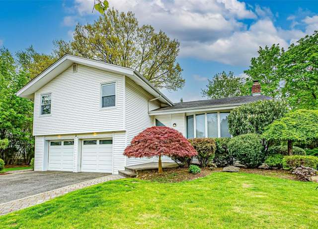 Property at 3 Fall Ln, Jericho, NY 11753, 4 beds, 2.5 baths