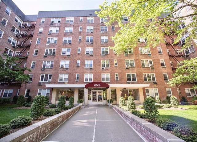 Property at 1 Sadore Ln Unit 7W, Yonkers, NY 10710, 1 bed, 1 bath