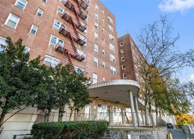 Property at 2630 Kingsbridge Ter Unit 3V, Bronx, NY 10463, 1 bed, 1 bath