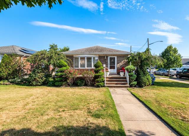 Property at 91-04 156th Ave, Howard Beach, NY 11414, 3 beds, 1.5 baths