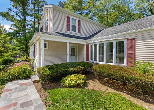 Property at 100 Daisy Farms Dr, New Rochelle, NY 10804, 5 beds, 3 baths
