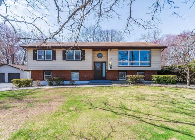 Property at 22 Montfort Rd, Wappingers Falls, NY 12590, 3 beds, 2.5 baths