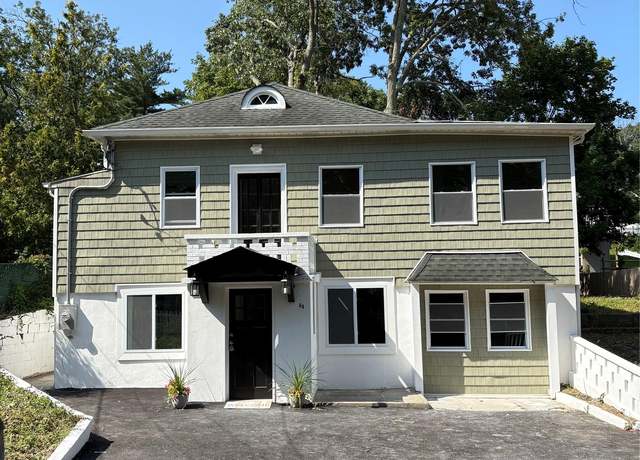 Property at 60 Sunburst Dr, Rocky Point, NY 11778, 3 beds, 2 baths