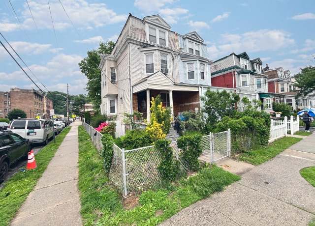 Property at 556 Van Cortlandt Park Ave, Yonkers, NY 10705, 3 beds, 1 bath