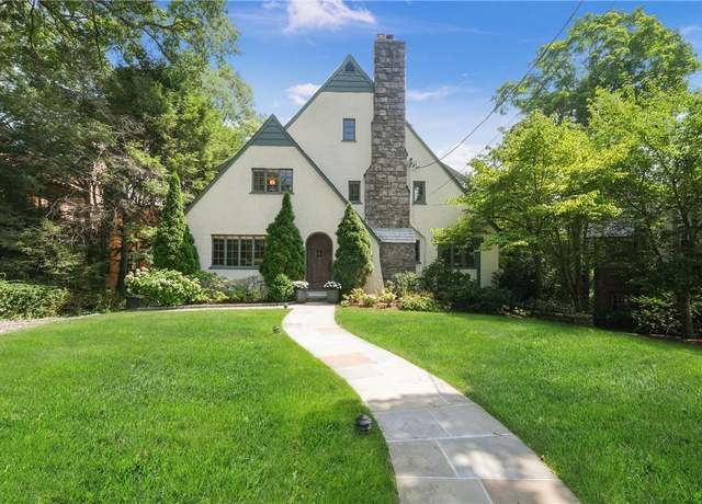 Property at 4 Ridgecrest E, Scarsdale, NY 10583, 4 beds, 4 baths