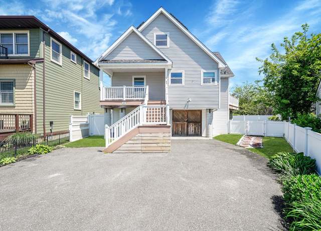 Property at 43 E Jackson Ave, Babylon, NY 11702, 4 beds, 2 baths