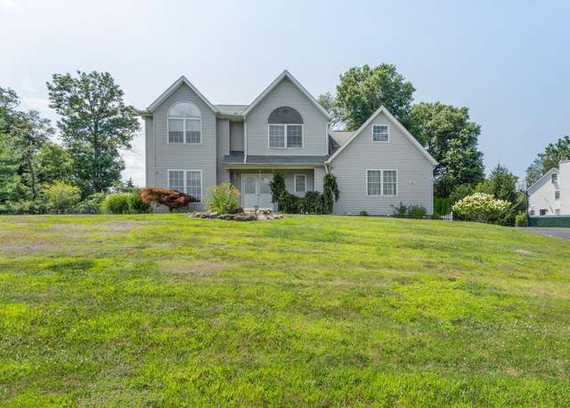 Property at 10 Garrett Ct, Spring Valley, NY 10977, 6 beds, 3.5 baths