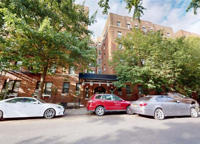Property at 125 Hawthorne St Unit 1A, Brooklyn, NY 11225, 1 bath